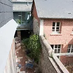 Capucine Bed & Breakfast Honfleur