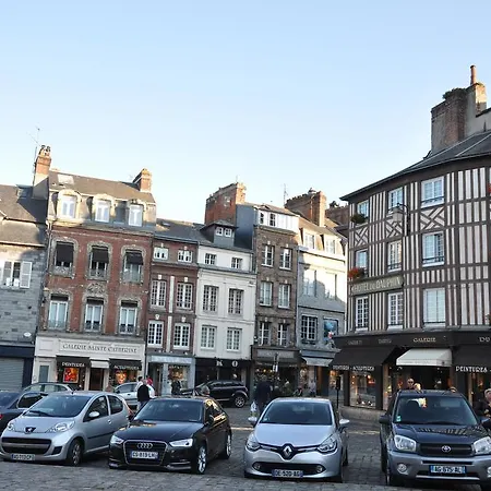 Capucine Bed and breakfast Honfleur