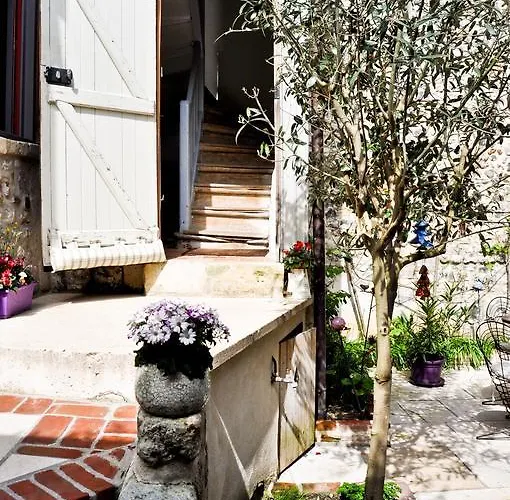 Bed & Breakfast Capucine 3*